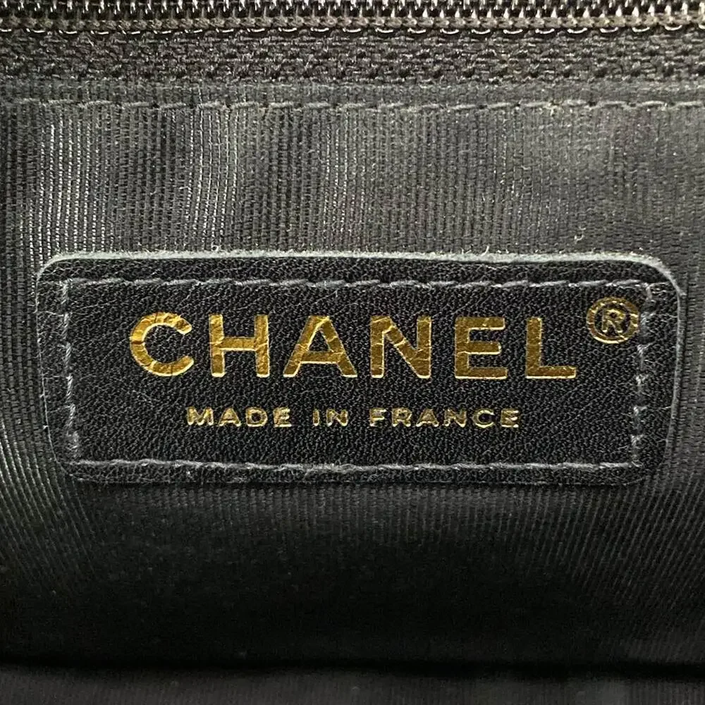 Chanel Matelasse Handbag A20996/Y01864/94305